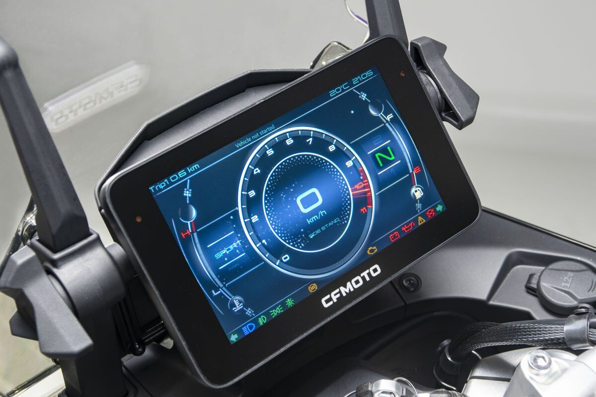 CFMOTO 800MT: in vendita a 9.990 euro